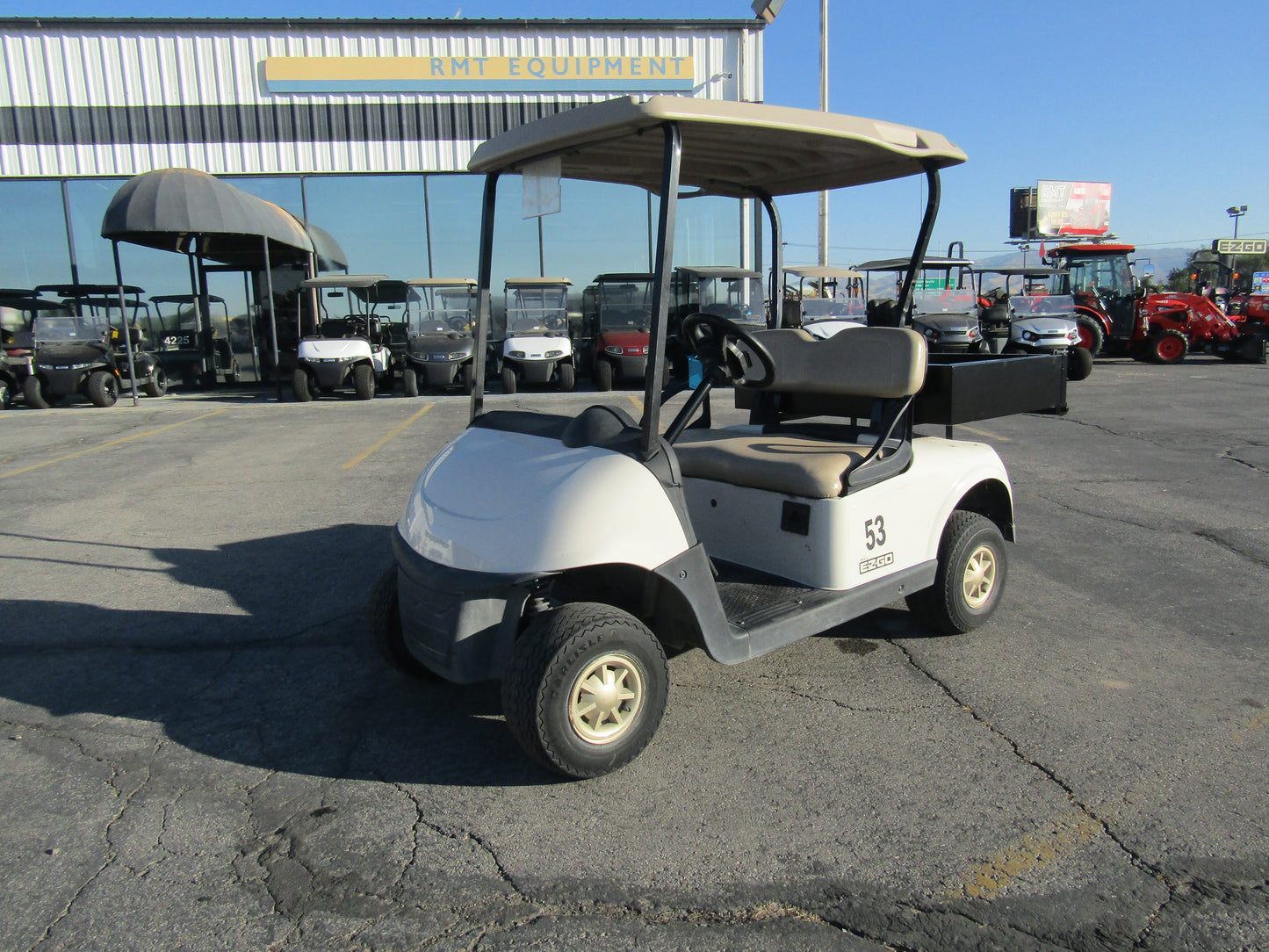 EZGO RXV ELITE LITHIUM STEEL-BOX BED UTILITY