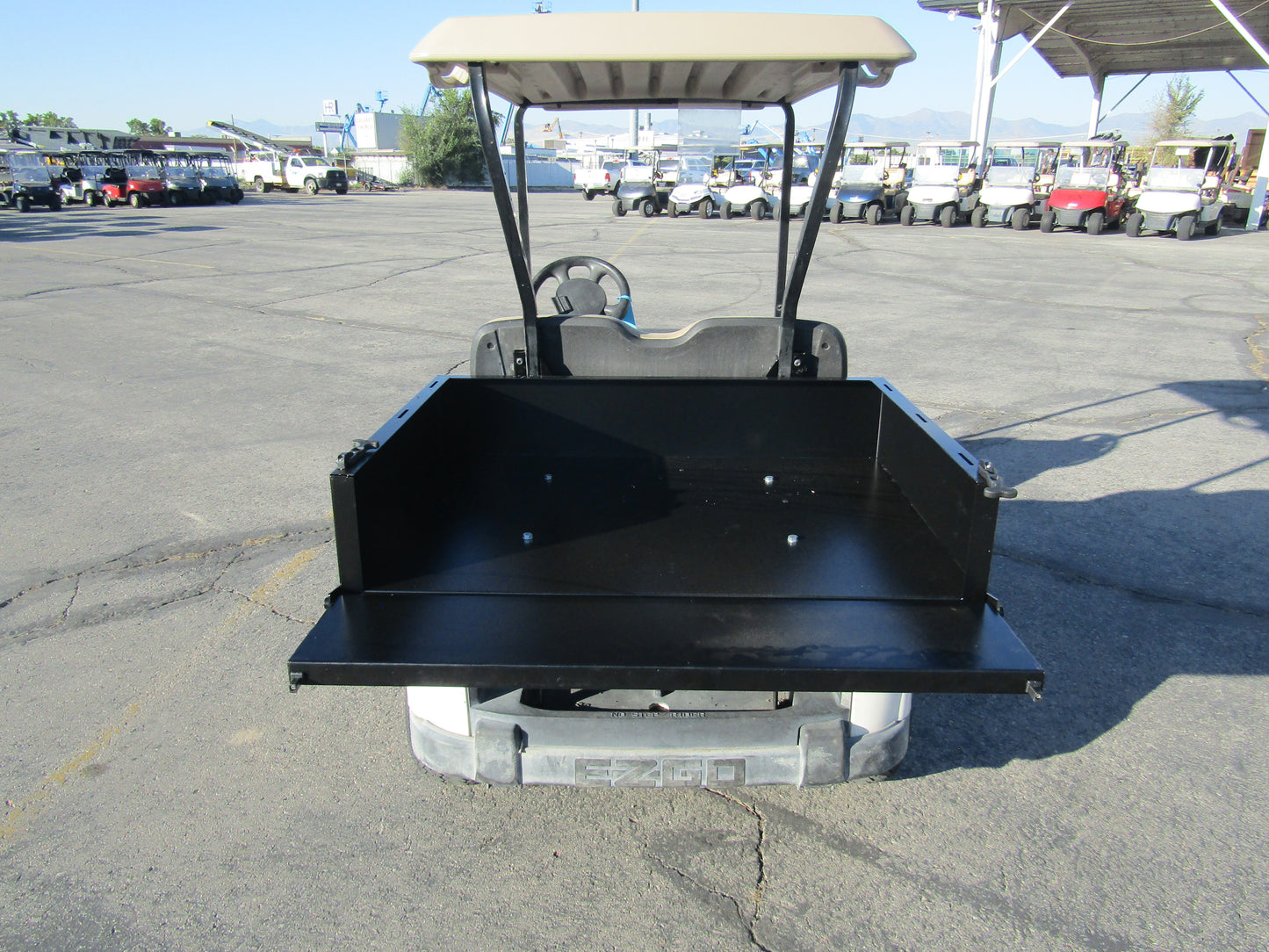 EZGO RXV ELITE LITHIUM STEEL-BOX BED UTILITY