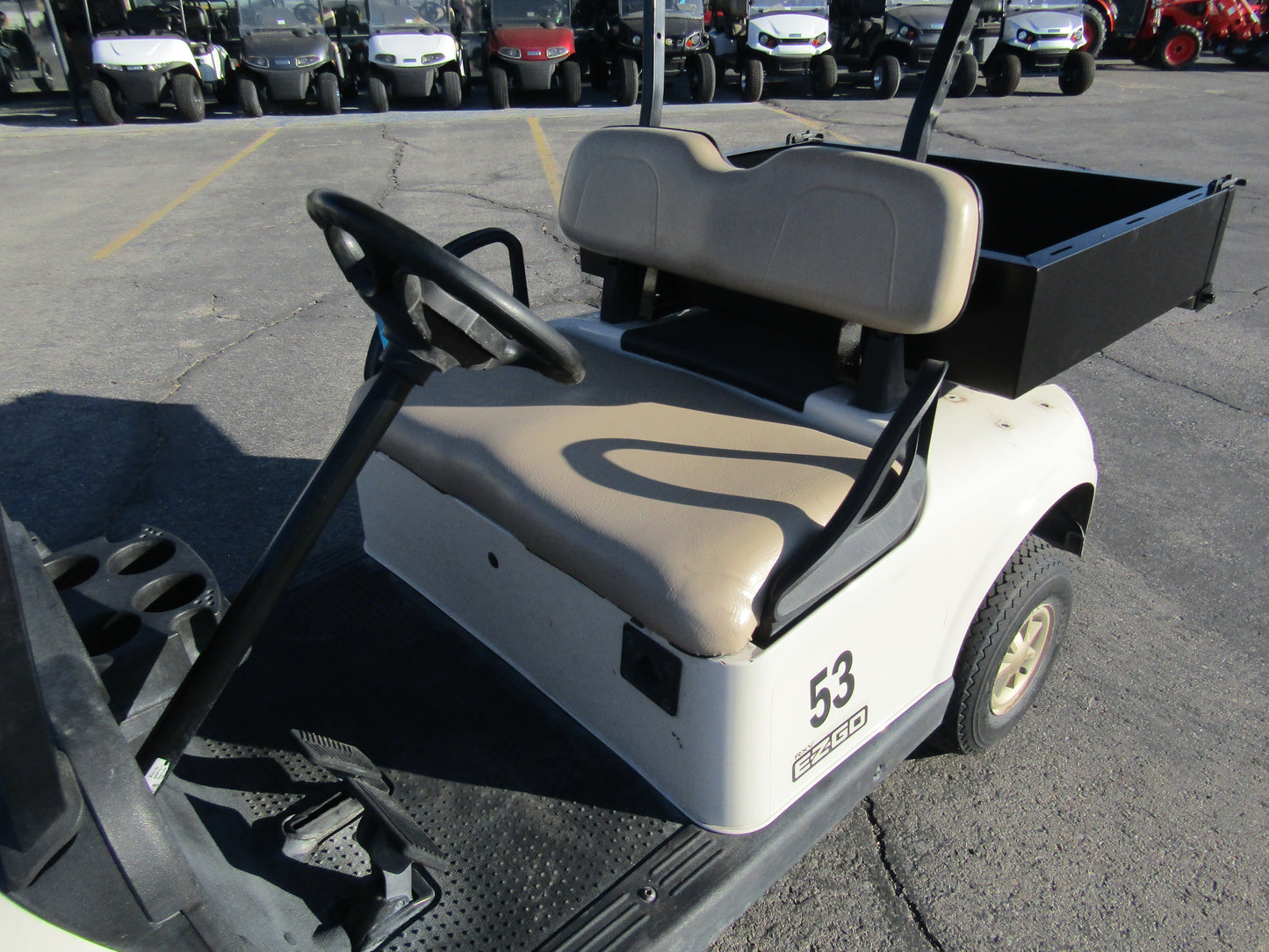 EZGO RXV ELITE LITHIUM STEEL-BOX BED UTILITY