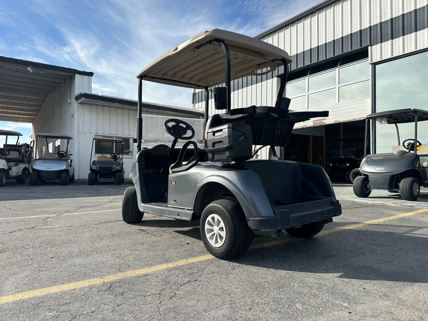 EZGO RXV® ELiTE LITHIUM GOLF CAR