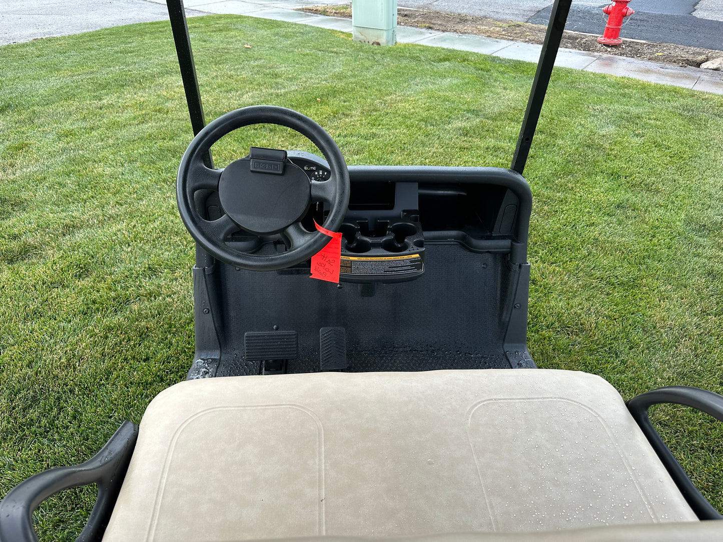EZGO RXV ELITE LITHIUM GOLF CAR with LIGHTS