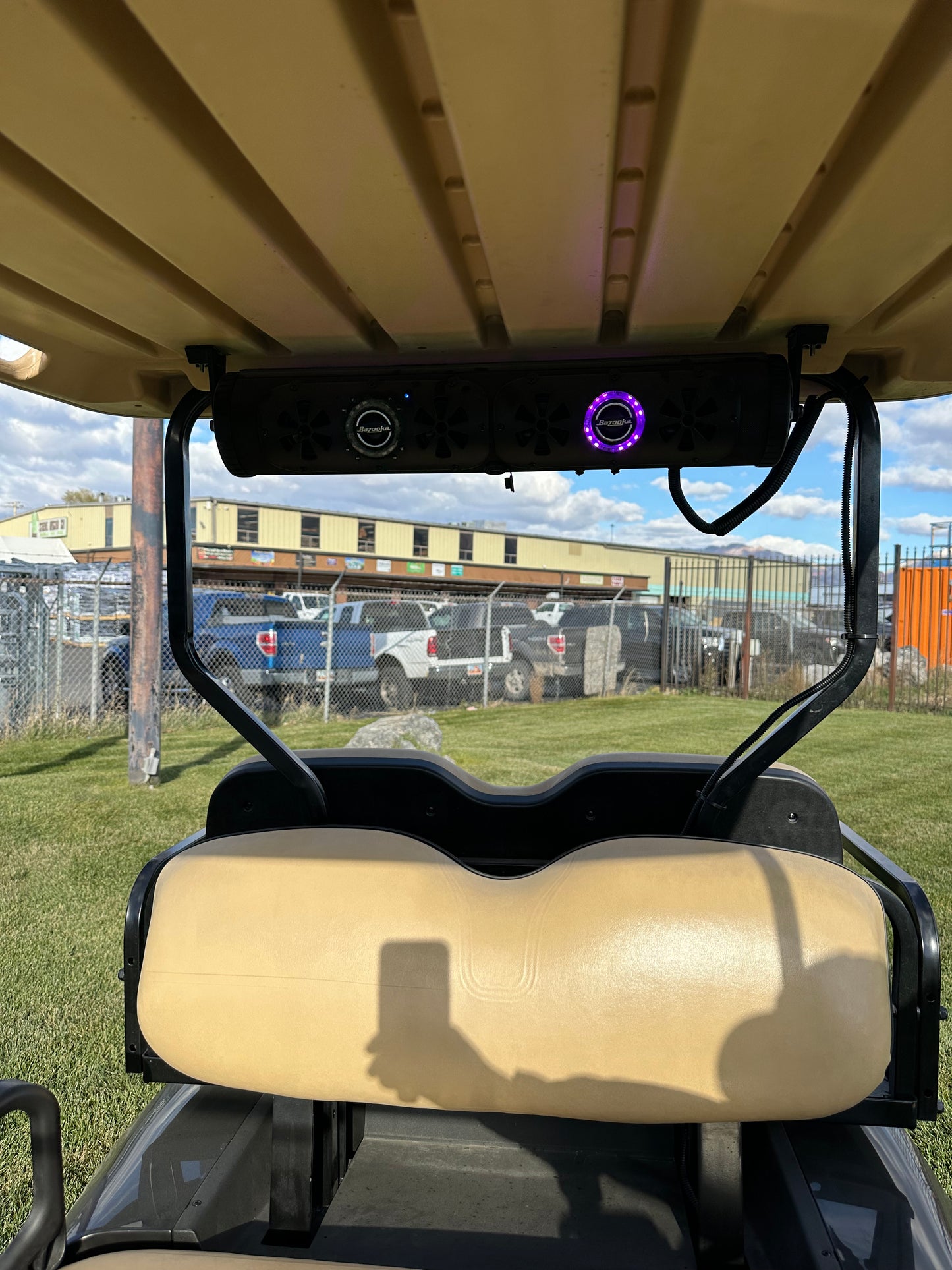 EZGO TXT ELITE LITHIUM LIFTED 4-PASSENGER