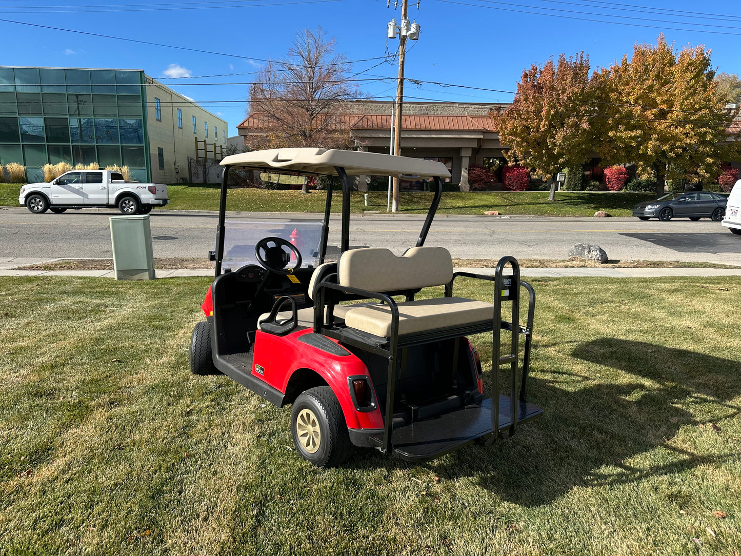 RXV ELITE LITHIUM GOLF CAR 4-PASSENGER -SOLD OUT