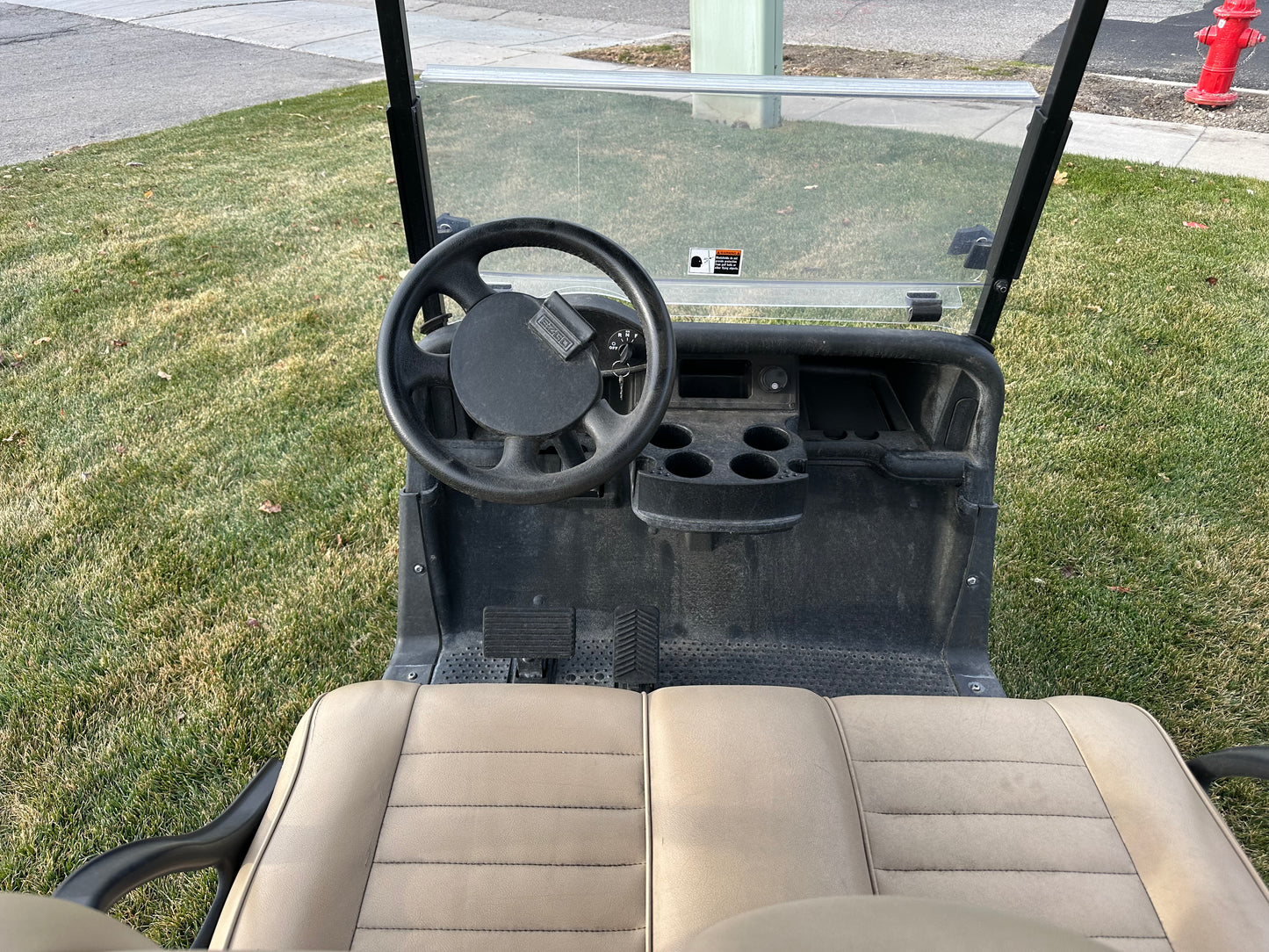 EZGO RXV ELITE LITHIUM GOLF CAR