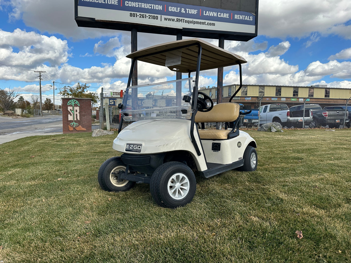 EZGO TXT ELEC GOLF CAR