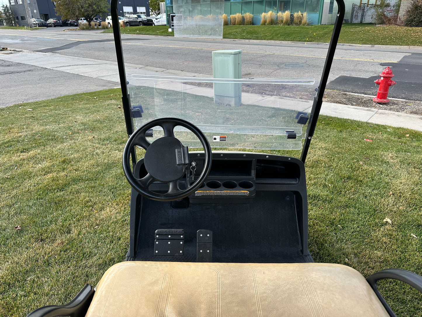 EZGO TXT ELEC GOLF CAR